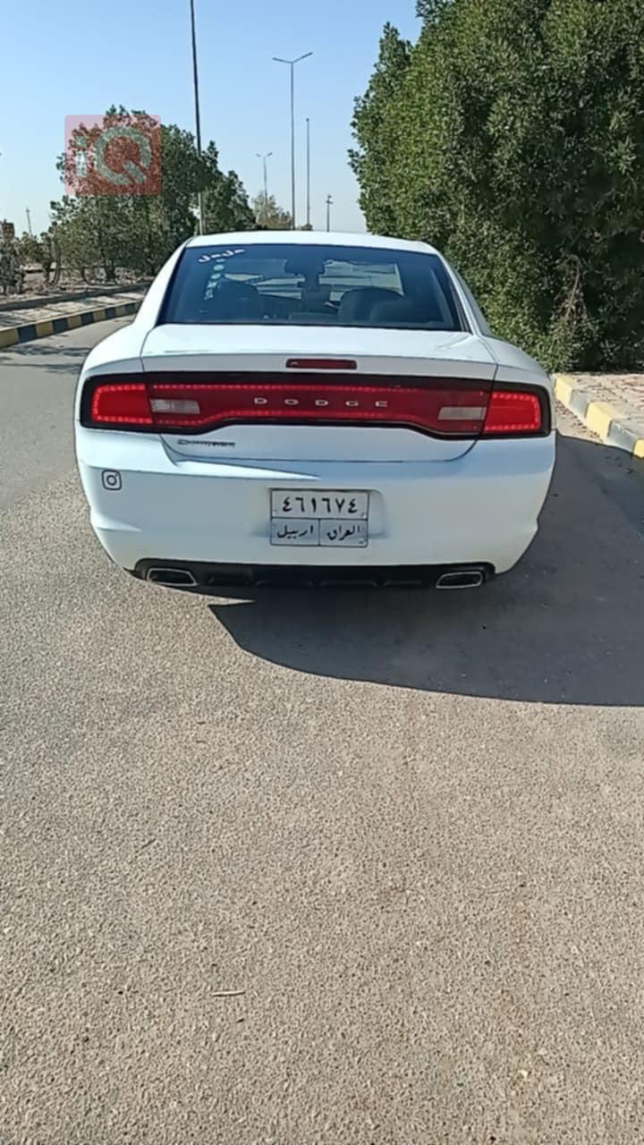 دۆج چارجەر